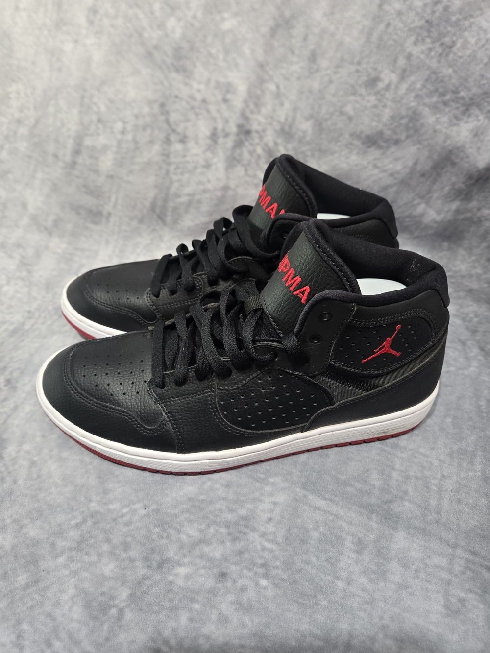 Nike Air Jordan Access in the classic "Black / Gym Red / White"